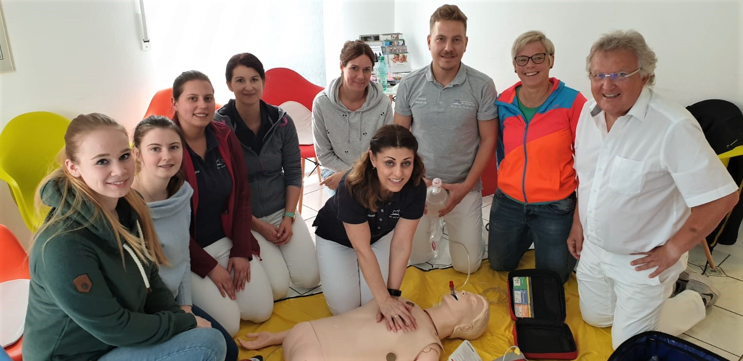 Vom Verband zum Defibrillator